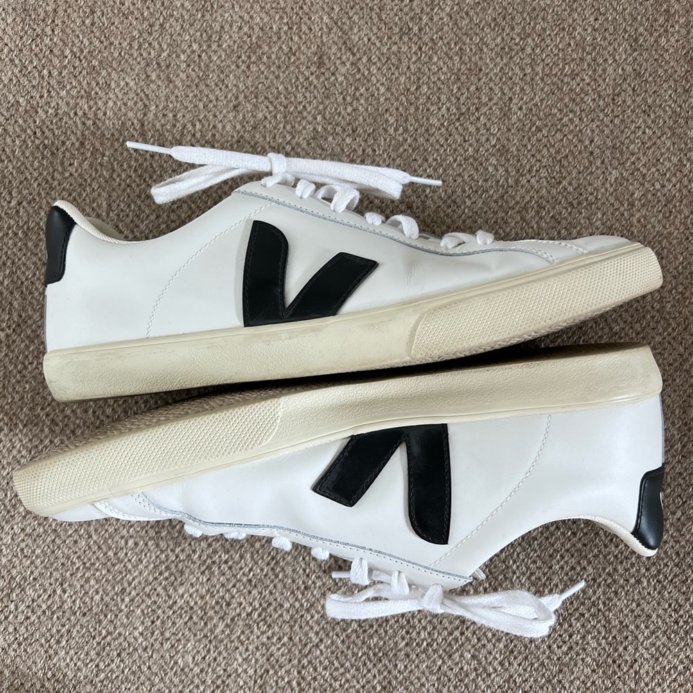 Veja Esplar Leather Sneakers